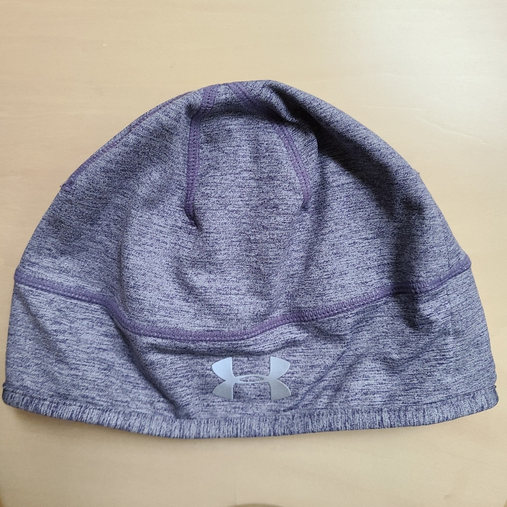 Under Amour running beanie